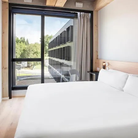 Hotell B&B Hotel Guimaraes 3*
