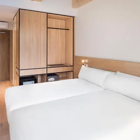 B&B Hotel Guimaraes Guimarães
