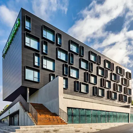 B&B Hotel Guimaraes Hotel