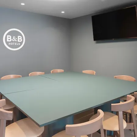 Hotel B&B Hotel Guimaraes 3*