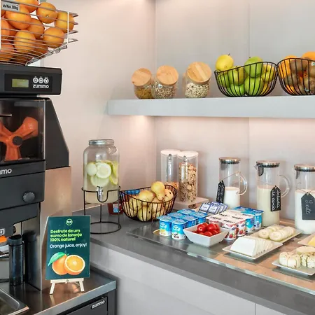 B&B Hotel Guimaraes 酒店