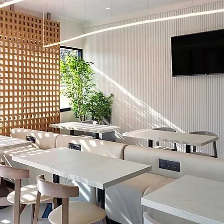 Hotell B&B Hotel Guimaraes 3*