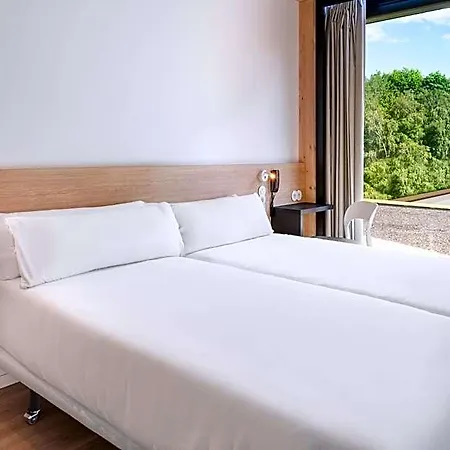 B&B Hotel Guimaraes Hotell