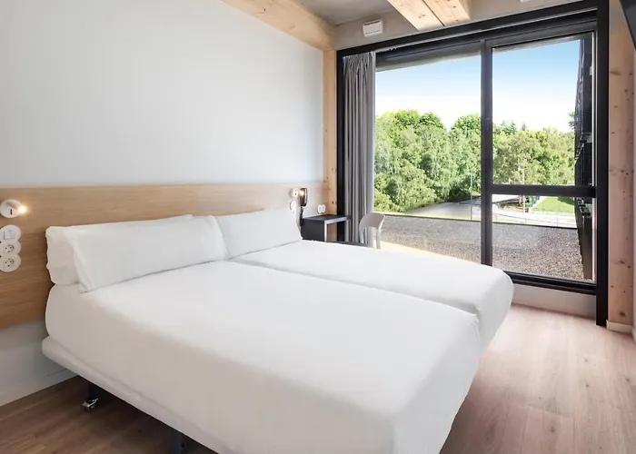 B&B Hotel Guimaraes Szálloda