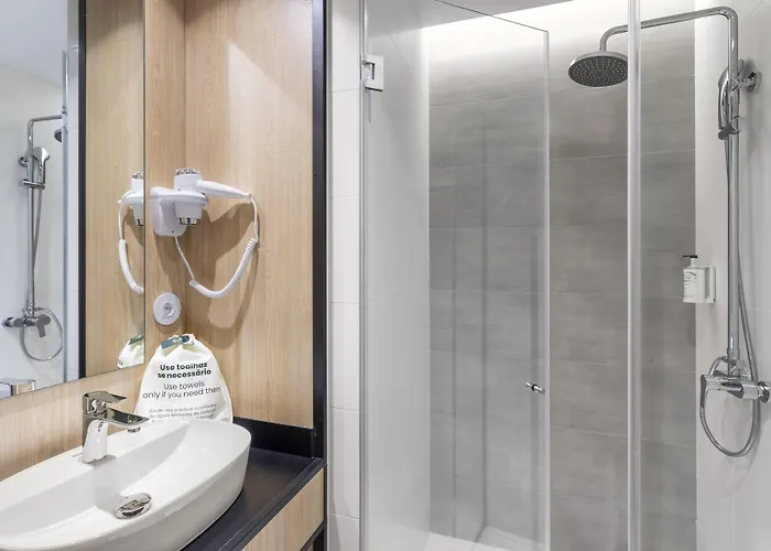 B&B Hotel Guimaraes Hotel 3*